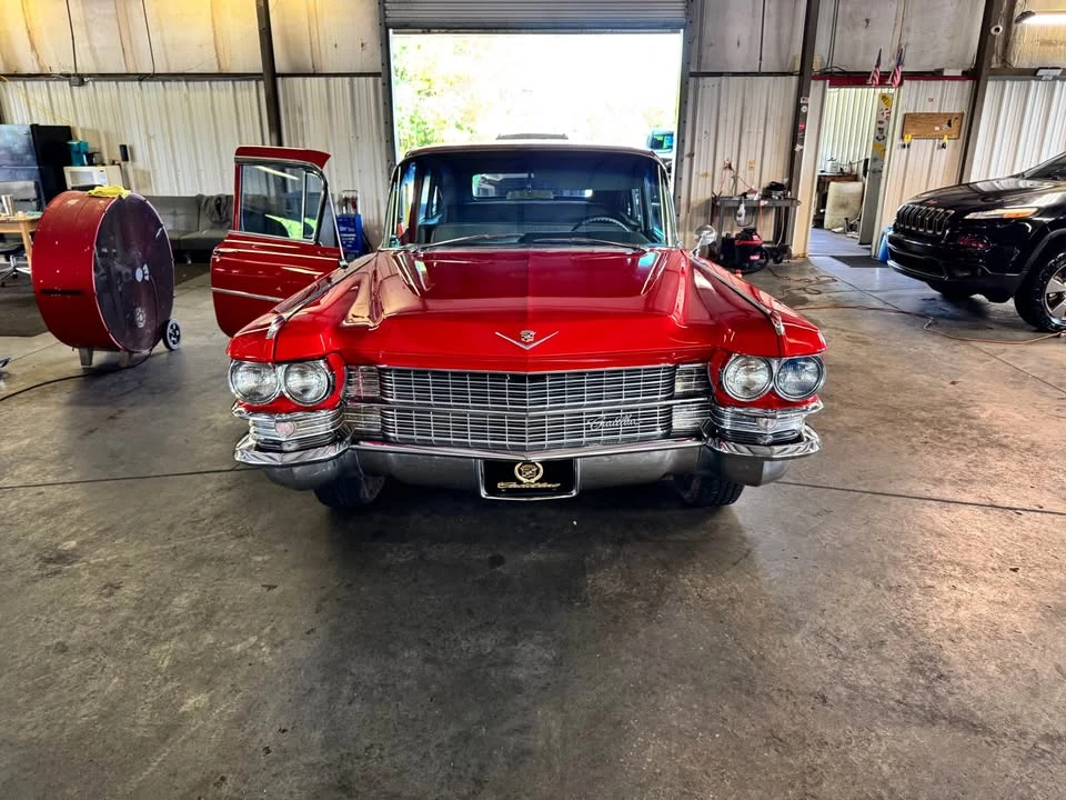 1963 Cadillac Fleetwood - Image 9 of 13