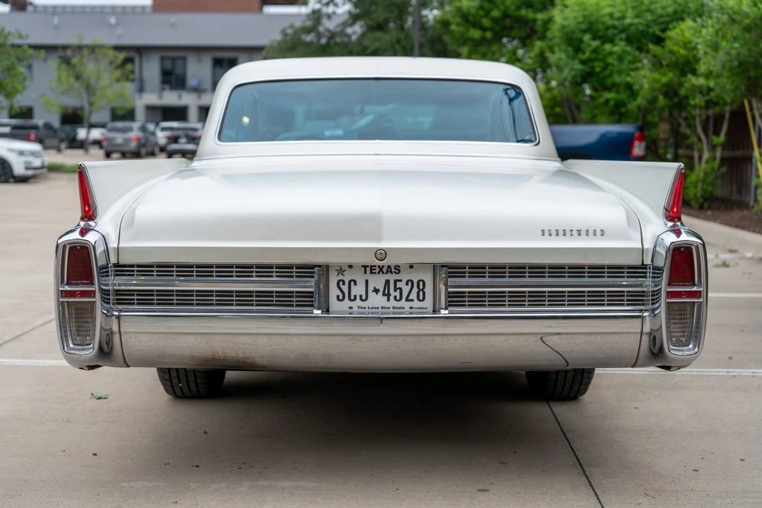 1963 Cadillac Sixty Special - Image 20 of 31