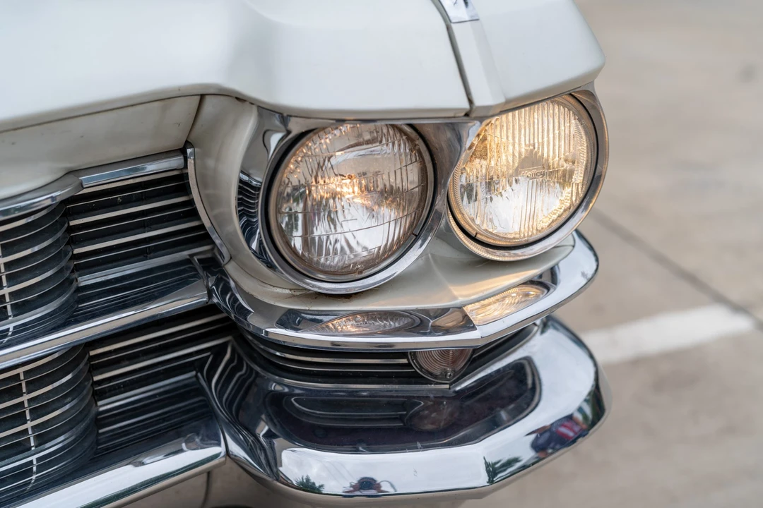 1963 Cadillac Sixty Special - Image 19 of 31