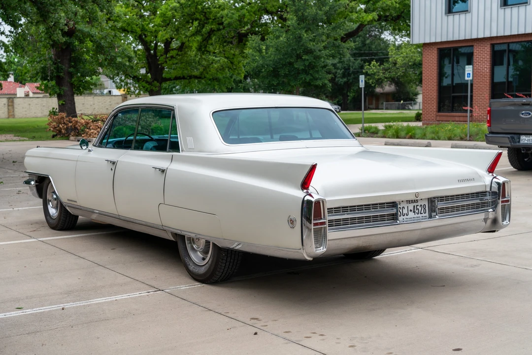 1963 Cadillac Sixty Special - Image 7 of 31