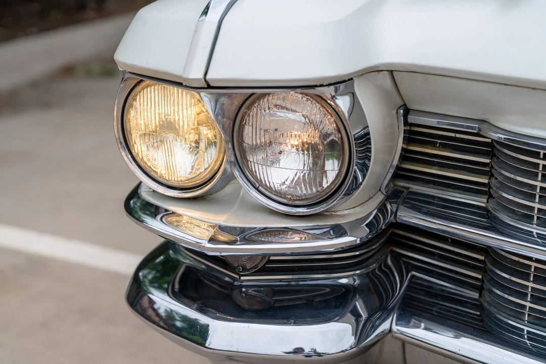 1963 Cadillac Sixty Special - Image 18 of 31