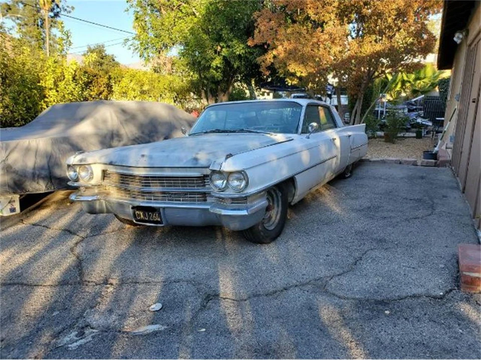 1963 Cadillac DeVille 2nd Gen - Image 2 of 8