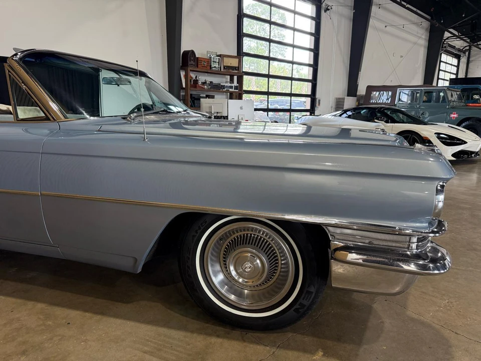 1963 Cadillac Series 62 6th Gen - Image 9 of 31