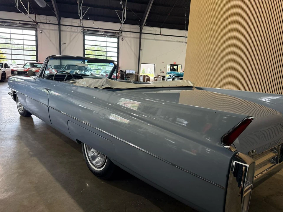 1963 Cadillac Series 62 6th Gen - Image 19 of 31