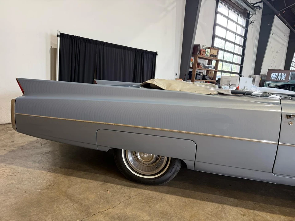 1963 Cadillac Series 62 6th Gen - Image 11 of 31