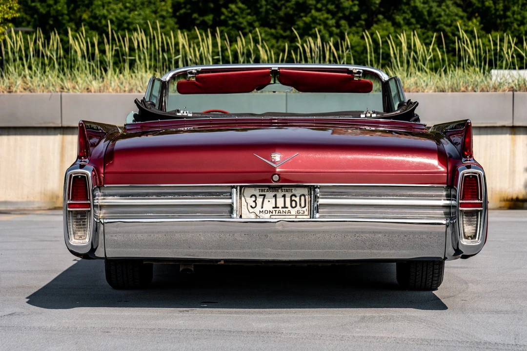1963 Cadillac Series 62 6th Gen - Image 9 of 31