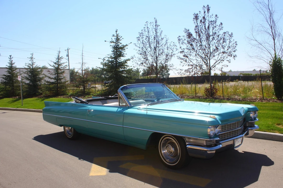1963 Cadillac Series 62 6th Gen - Image 13 of 31