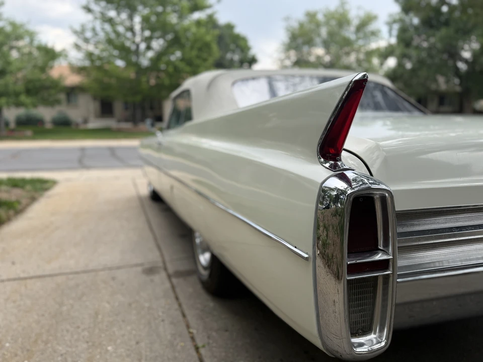 1963 Cadillac Series 62 6th Gen - Image 26 of 31