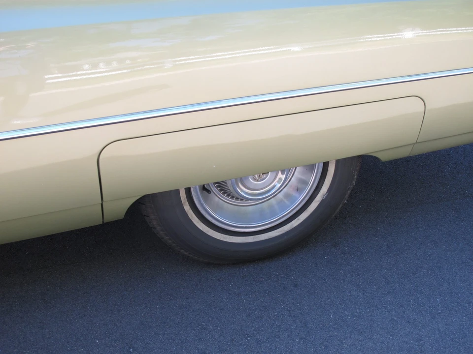 1963 Cadillac Series 62 6th Gen - Image 9 of 31