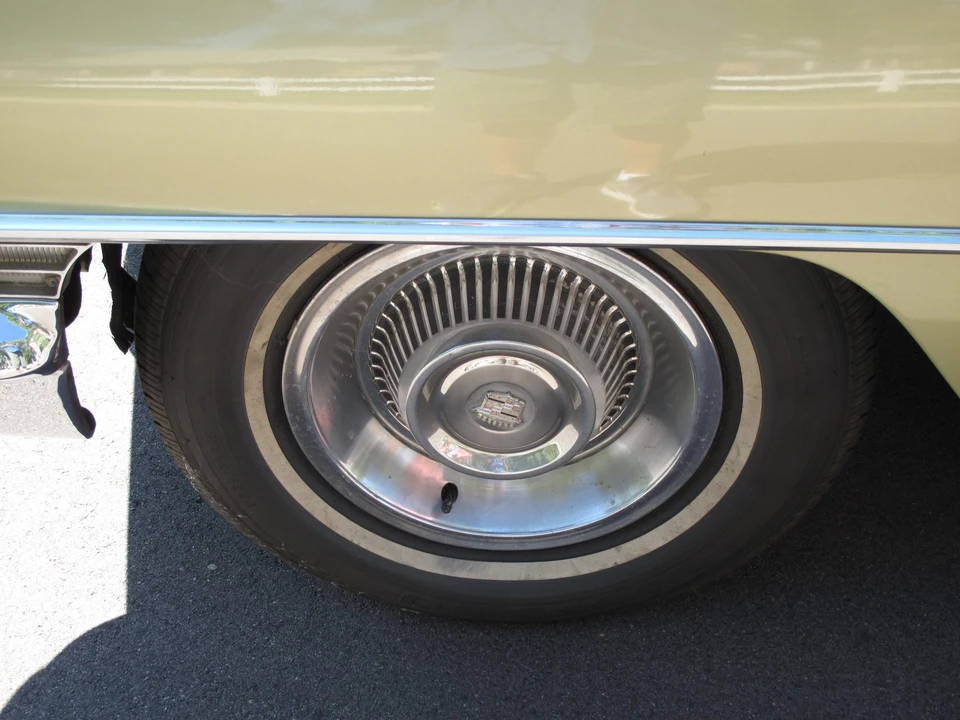1963 Cadillac Series 62 6th Gen - Image 8 of 31