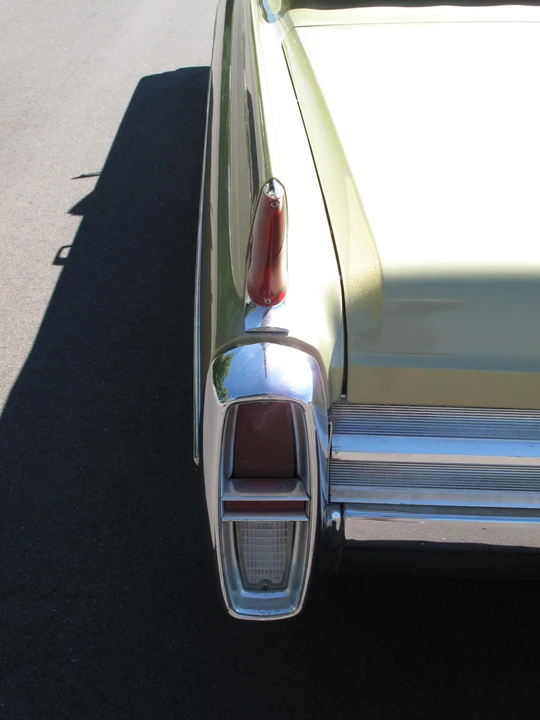 1963 Cadillac Series 62 6th Gen - Image 10 of 31
