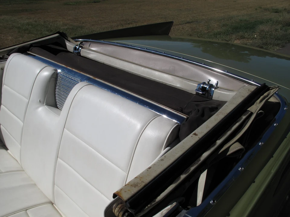 1963 Cadillac Series 62 6th Gen - Image 17 of 31