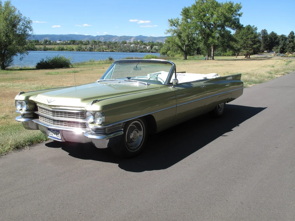 1963 Cadillac Series 62 6th Gen - Image 2 of 31