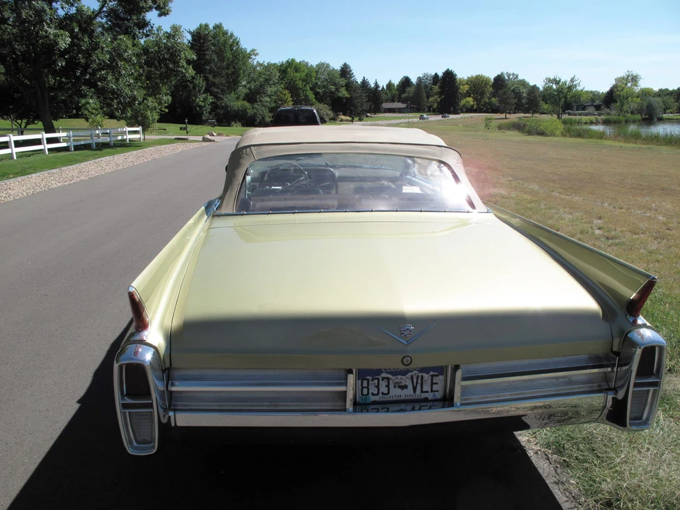 1963 Cadillac Series 62 6th Gen - Image 12 of 31