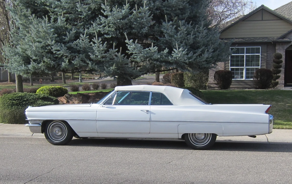1963 Cadillac Series 62 6th Gen - Image 2 of 31