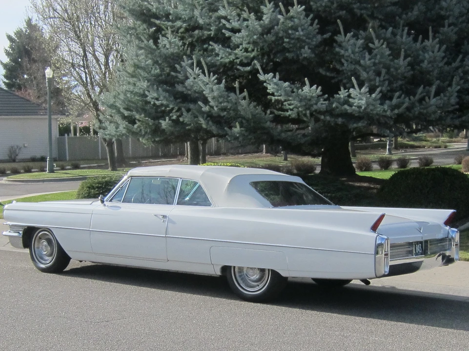 1963 Cadillac Series 62 6th Gen - Image 3 of 31
