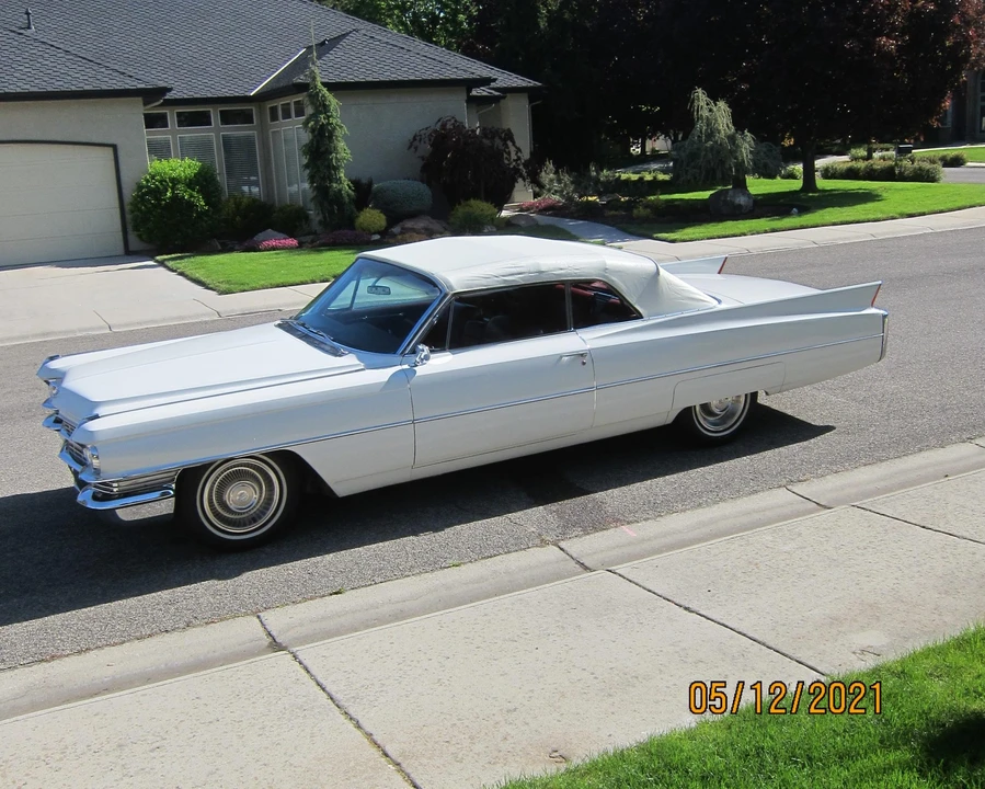 1963 Cadillac Series 62 6th Gen - Image 17 of 31