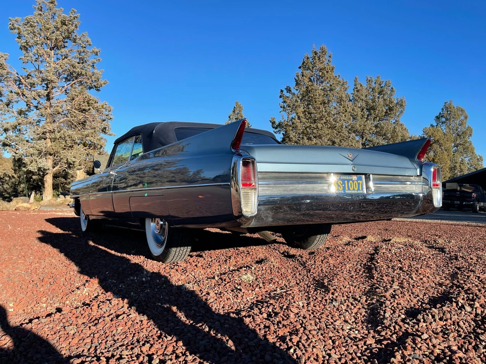 1963 Cadillac Series 62 6th Gen - Image 24 of 31