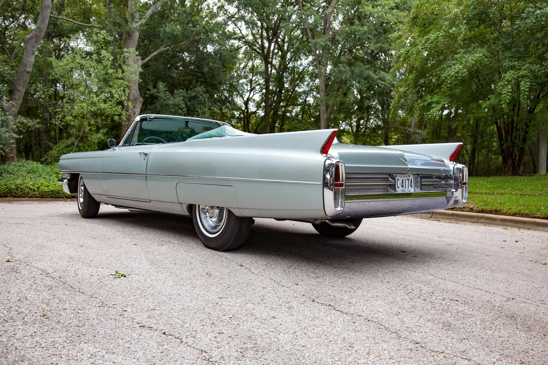 1963 Cadillac Series 62 6th Gen - Image 11 of 31