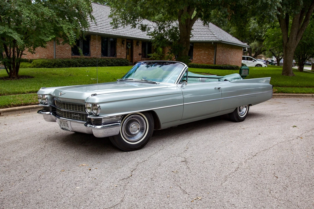 1963 Cadillac Series 62 6th Gen - Image 2 of 31