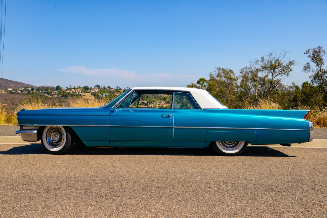 1963 Cadillac Series 62 6th Gen - Image 11 of 31