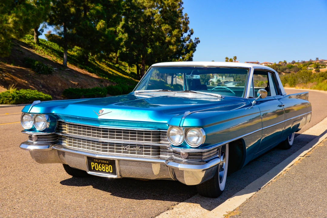 1963 Cadillac Series 62 6th Gen - Image 9 of 31