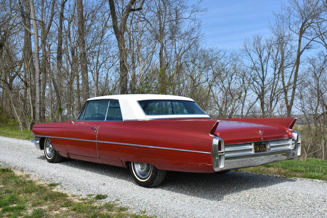 1963 Cadillac Series 62 6th Gen - Image 8 of 31
