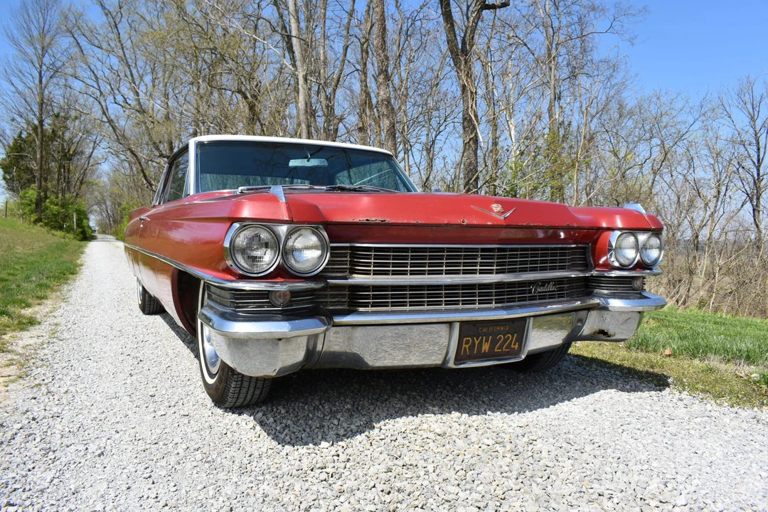 1963 Cadillac Series 62 6th Gen - Image 21 of 31