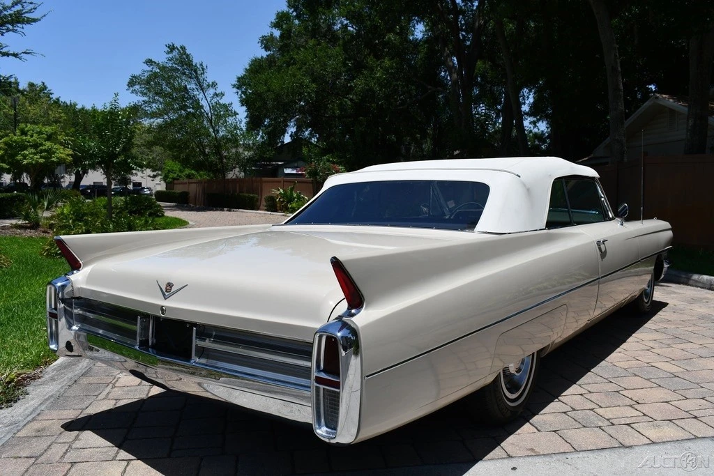 1963 Cadillac Series 62 6th Gen - Image 9 of 21