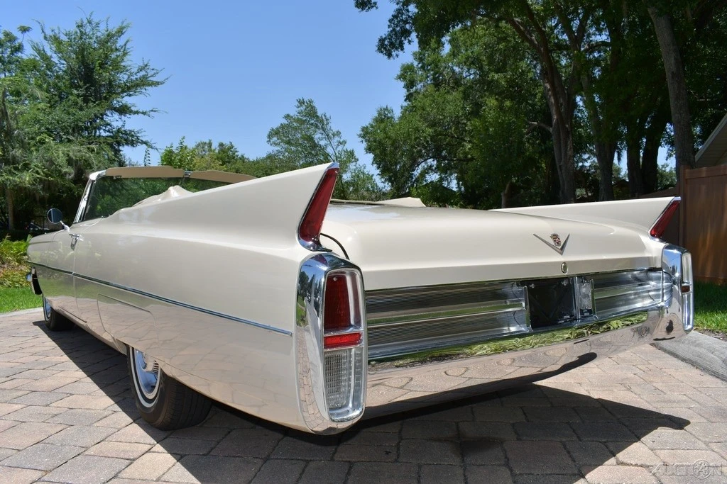 1963 Cadillac Series 62 6th Gen - Image 5 of 21