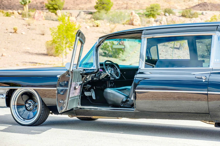 1963 Cadillac Series 70 & 75 - Image 25 of 31