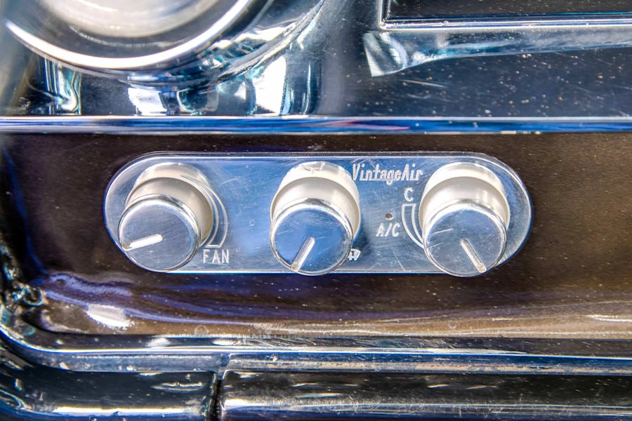 1963 Cadillac Series 70 & 75 - Image 23 of 31