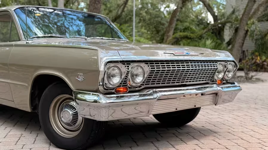1963 Chevrolet Biscayne - Image 8 of 31