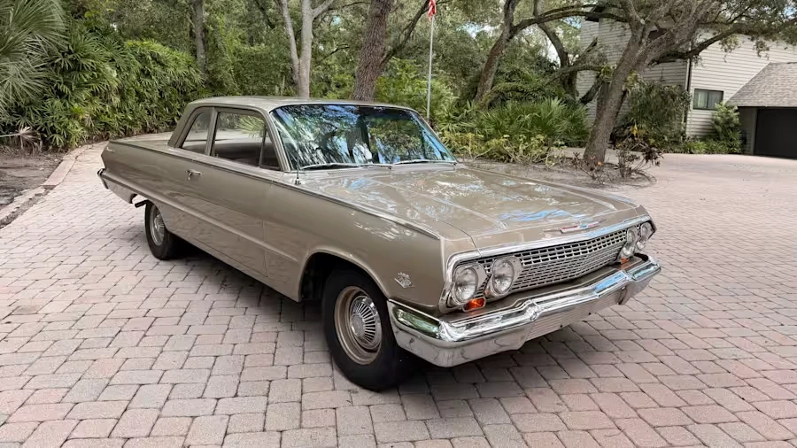 1963 Chevrolet Biscayne - Image 16 of 31