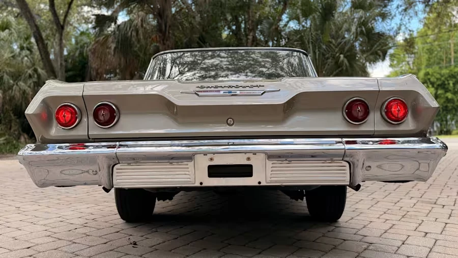 1963 Chevrolet Biscayne - Image 5 of 31