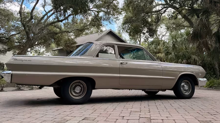1963 Chevrolet Biscayne - Image 15 of 31