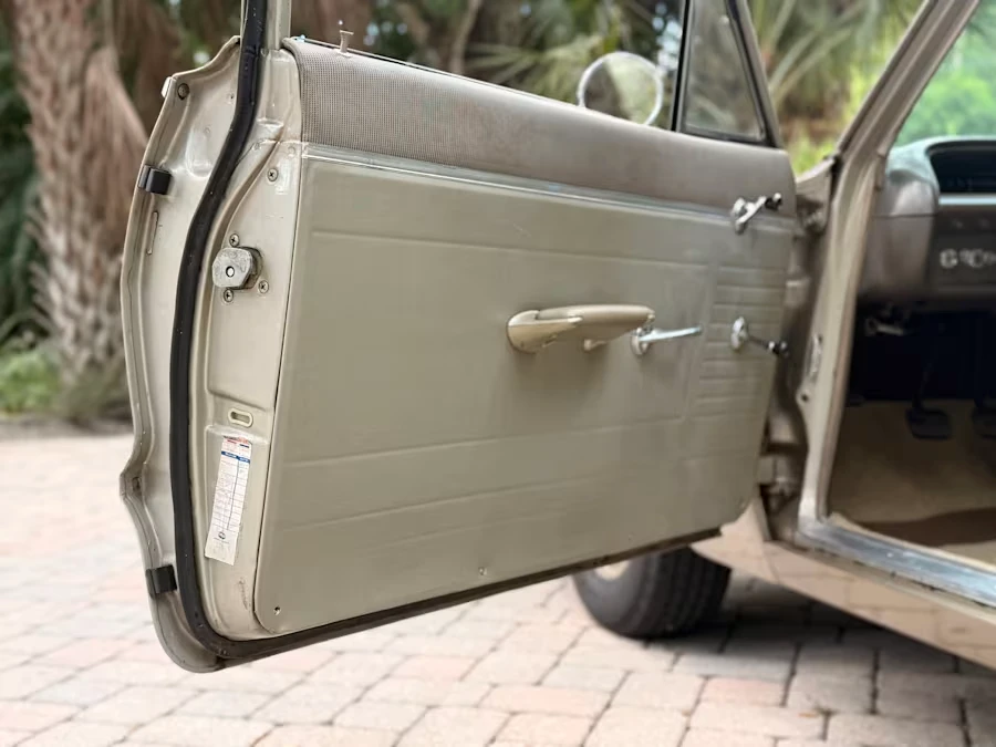 1963 Chevrolet Biscayne - Image 20 of 31