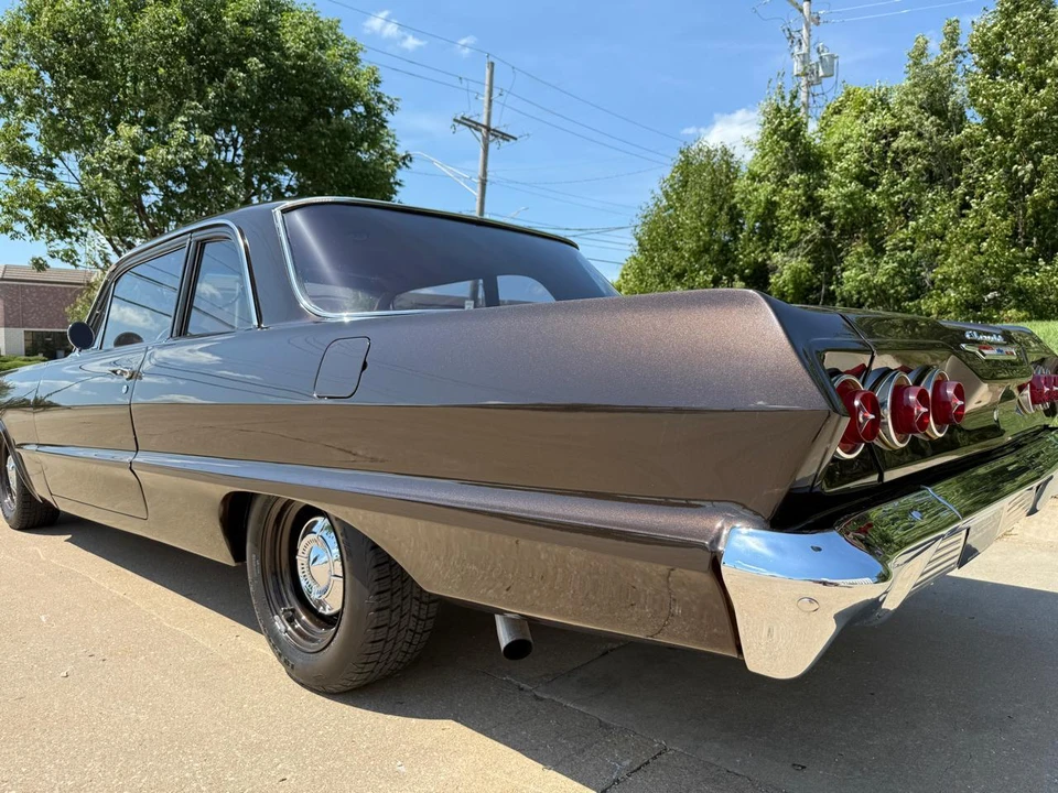 1963 Chevrolet Biscayne - Image 10 of 31