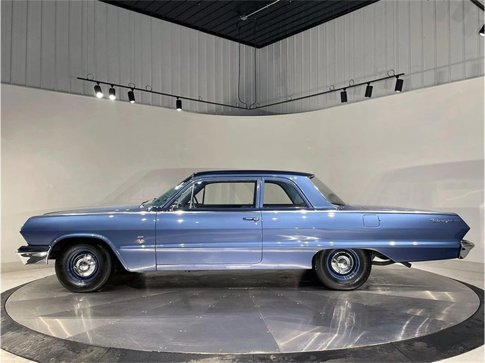1963 Chevrolet Biscayne - Image 11 of 31
