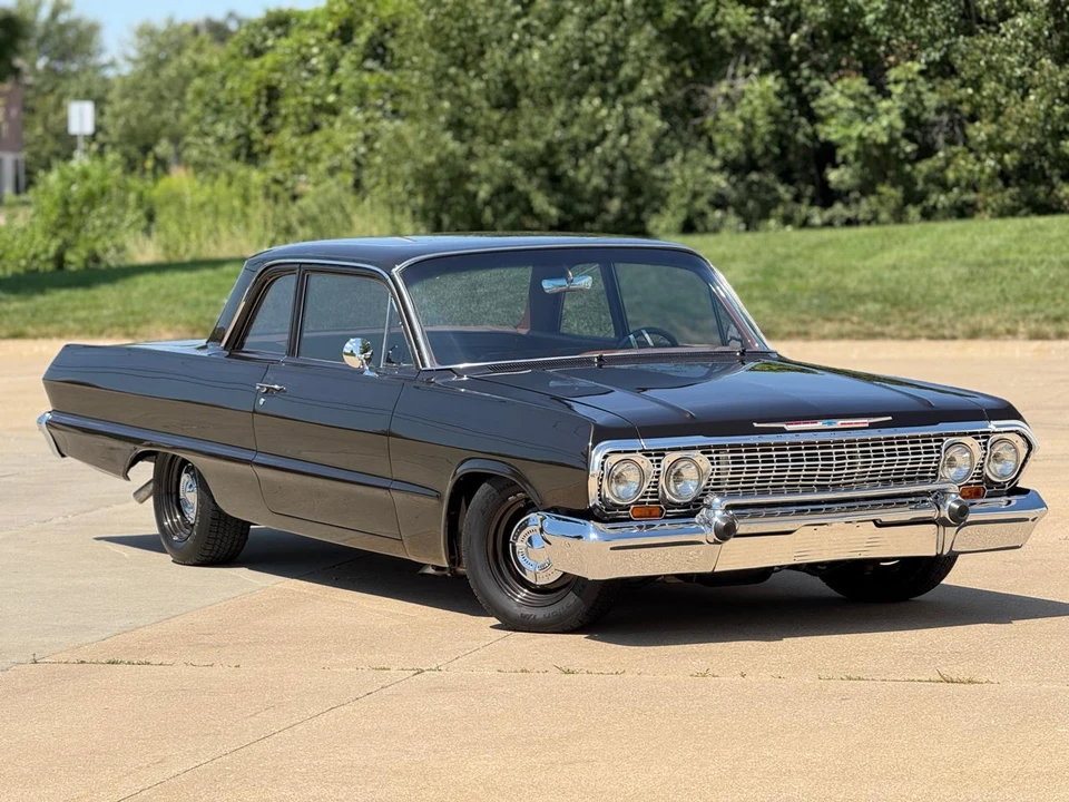1963 Chevrolet Biscayne - Image 2 of 31