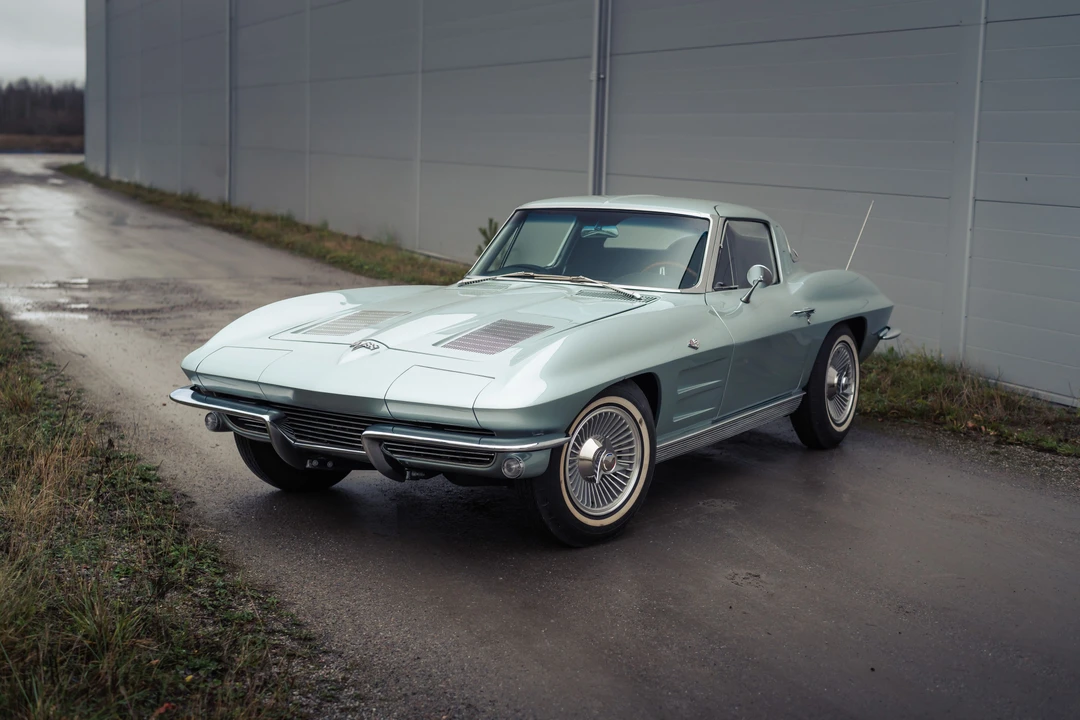 1963 Chevrolet Corvette C2 - Image 16 of 31