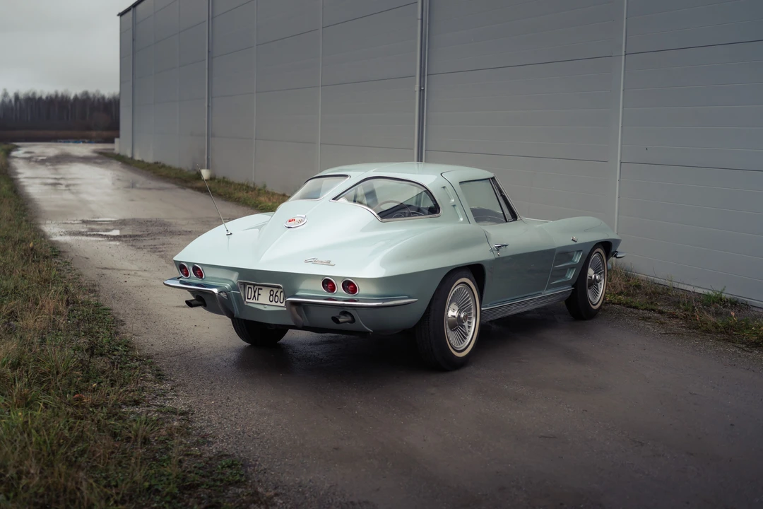 1963 Chevrolet Corvette C2 - Image 30 of 31
