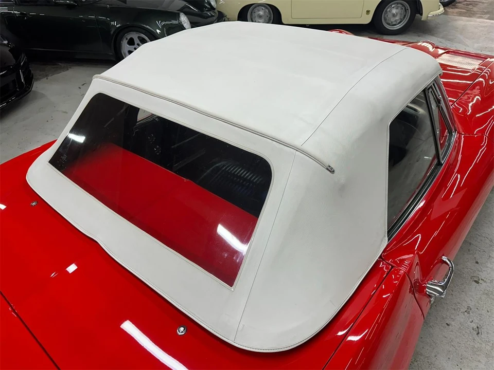 1963 Chevrolet - Image 17 of 31