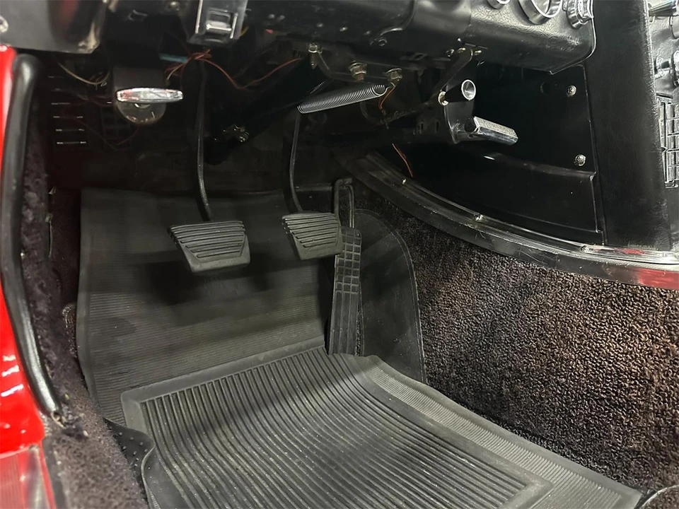 1963 Chevrolet - Image 27 of 31