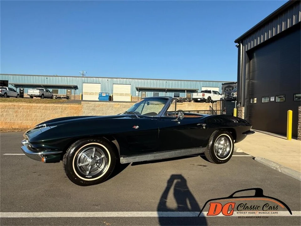 1963 Chevrolet Corvette C2 - Image 30 of 31