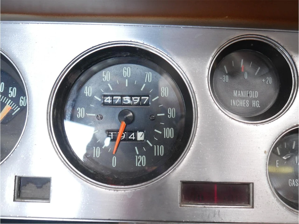 1963 Chevrolet Corvair 1st Gen - Image 25 of 31
