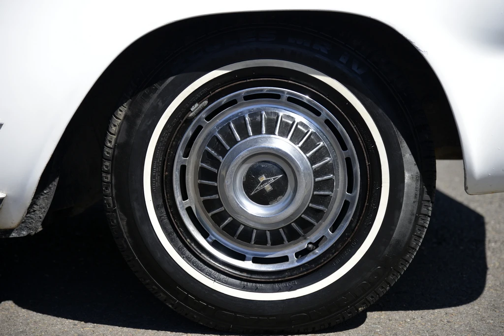 1963 Chevrolet Corvair 1st Gen - Image 24 of 31