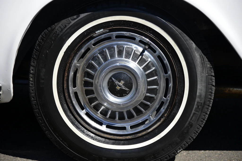 1963 Chevrolet Corvair 1st Gen - Image 26 of 31