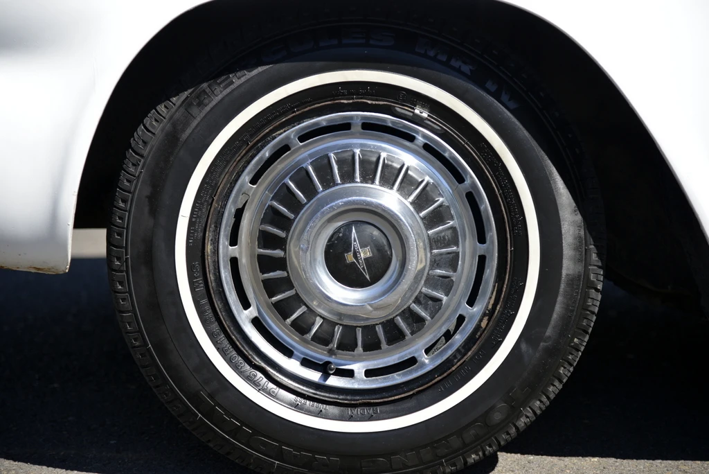 1963 Chevrolet Corvair 1st Gen - Image 27 of 31