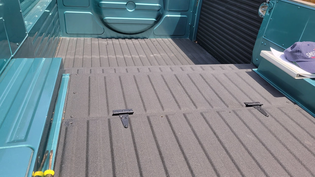 1963 Chevrolet Corvair Rampside & Loadside - Image 7 of 15